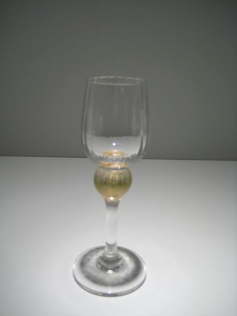 Clear and Gold Cordial Glass Artist: Union Street Catalog: 601-13-3